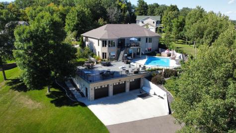 2131 Memory Lane Detroit Lakes MN 56501