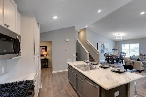 2259 Aragon Drive Shakopee MN 55379